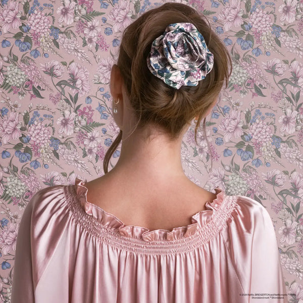 Kitsch Bridgerton Rosette Cloud Clip