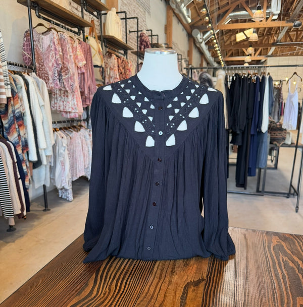 Daphne Black Blouse