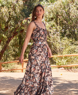 Dreamstate Lace Up Maxi