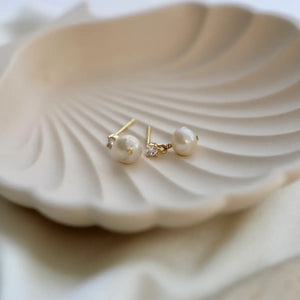 Katie Waltman Pearl Drop Earring